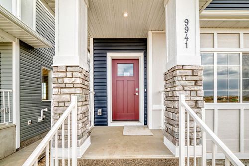 9941 Huxley Drive Ne, Calgary, AB, T2A8C3 | Card Image