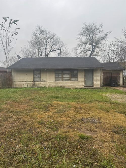 5950 Doolittle Blvd, Houston, TX, 77033-1906 | Card Image