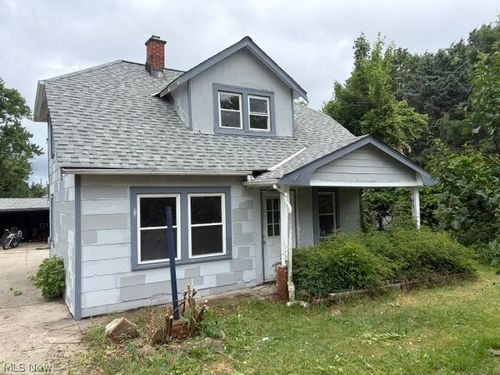 rear-9615 Cardwell Ave, Cleveland, OH, 44105-6705 | Card Image