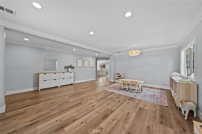 11199 Evergreen Loop, House other with 4 bedrooms, 4 bathrooms and 2 parking in Corona CA | Image 8