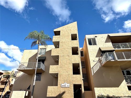 apt-c302-10700 Sw 108th Ave, Miami, FL, 33176-8618 | Card Image