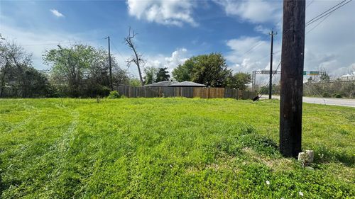 2109 W Texas Ave, Baytown, TX, 77520-4244 | Card Image