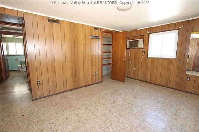 2207 W Virginia Ave, Home with 0 bedrooms, 0 bathrooms and null parking in Dunbar WV | Image 39