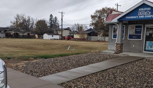 {{alt}} | Card Image