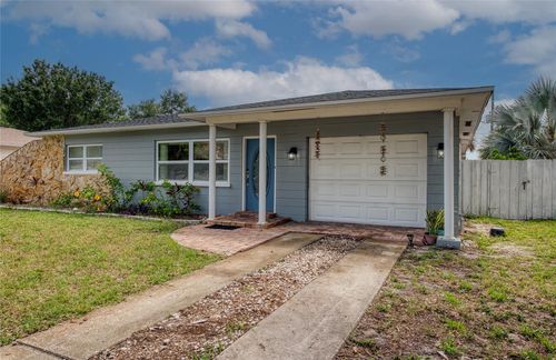 5213 97th Way N, St Petersburg, FL, 33708-3752 | Card Image