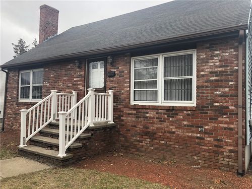 6 Talbot St, North Providence, RI, 02904-4128 | Card Image