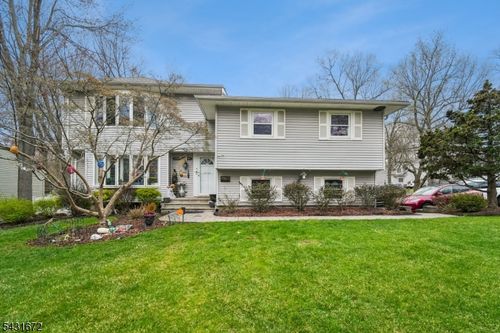106 N Ashby Ave, Livingston, NJ, 07039-2029 | Card Image