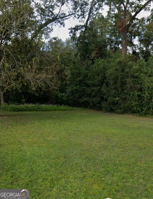 403 Pendergast St, Waycross, GA, 31501-3043 | Card Image