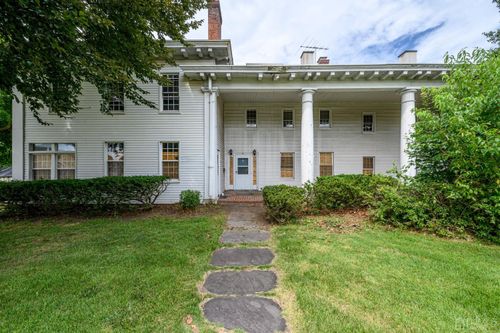 40 E Main St, Rockaway Boro, NJ, 07866-3527 | Card Image