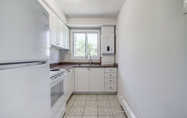 781 3 Rd Ave, House attached with 2 bedrooms, 1 bathrooms and 3 parking in Willow Beach ON | Image 14