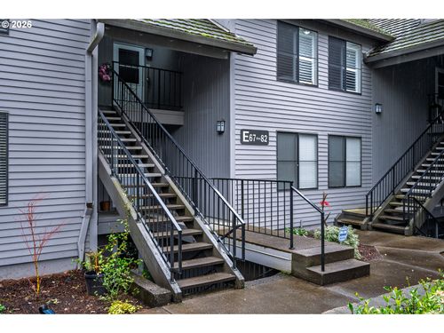 e-68-4000 Carman Dr, Lake Oswego, OR, 97035-2475 | Card Image