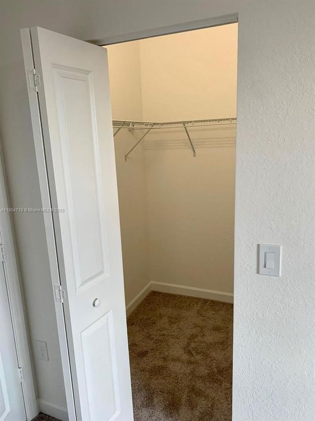 0 - 21025 Ne 8 Th Ave, Townhouse with 3 bedrooms, 3 bathrooms and null parking in Miami FL | Image 16