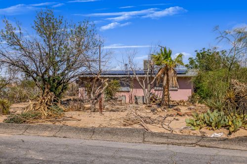 5525 Lupine Ave, Twentynine Palms, CA, 92277-1467 | Card Image