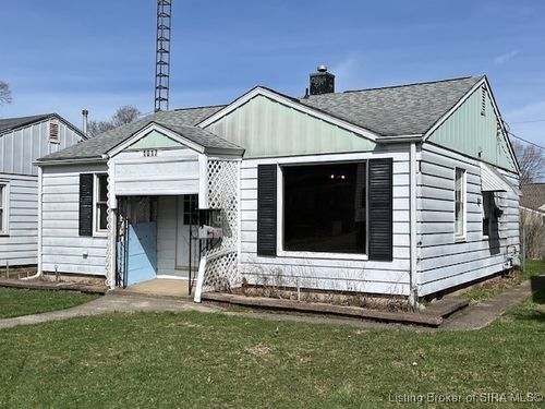 1017 W Bryan St, South Bend, IN, 46616-1829 | Card Image