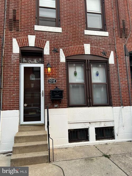 2712 Sears St, PHILADELPHIA, PA, 19146-3736 | Card Image