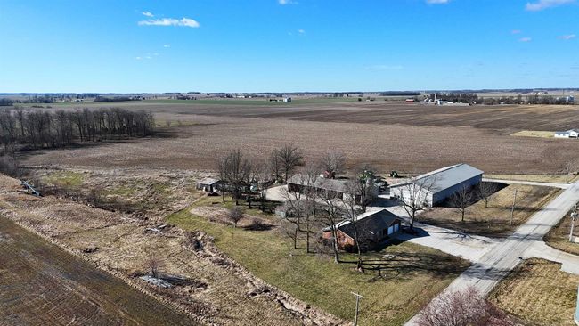 1715 S 1225 E, House other with 3 bedrooms, 2 bathrooms and null parking in Loogootee IN | Image 35