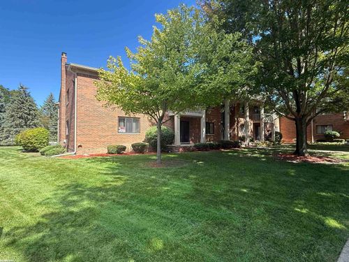 42188 Toddmark Ln, Clinton Charter Township, MI, 48038 | Card Image