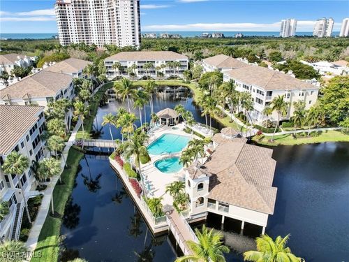 apt-403-7687 Pebble Creek Cir, NAPLES, FL, 34108-6596 | Card Image