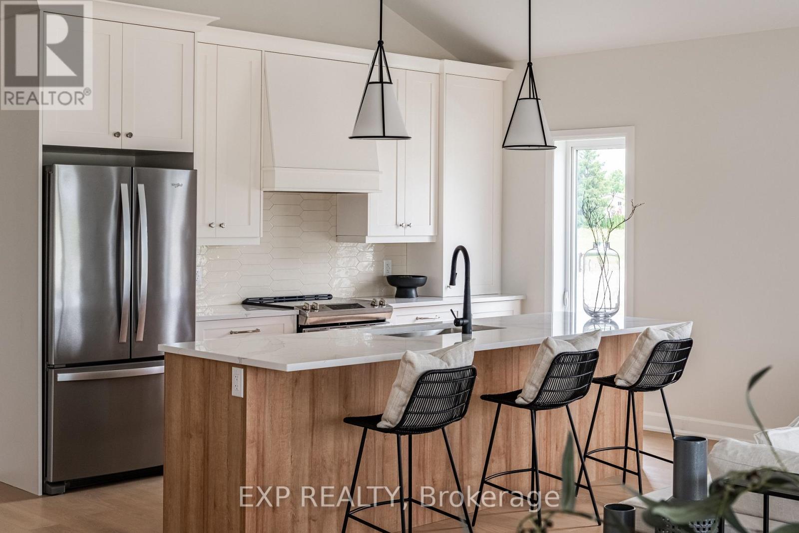 Residential in Niagara-on-the-Lake (Virgil) 5