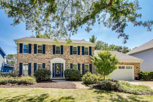 388 Du Pahze St, Naperville, IL, 60565-3048 | Card Image