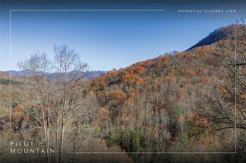 107 Vistawilla Dr, Glenville, NC, 28736-8315 | Card Image