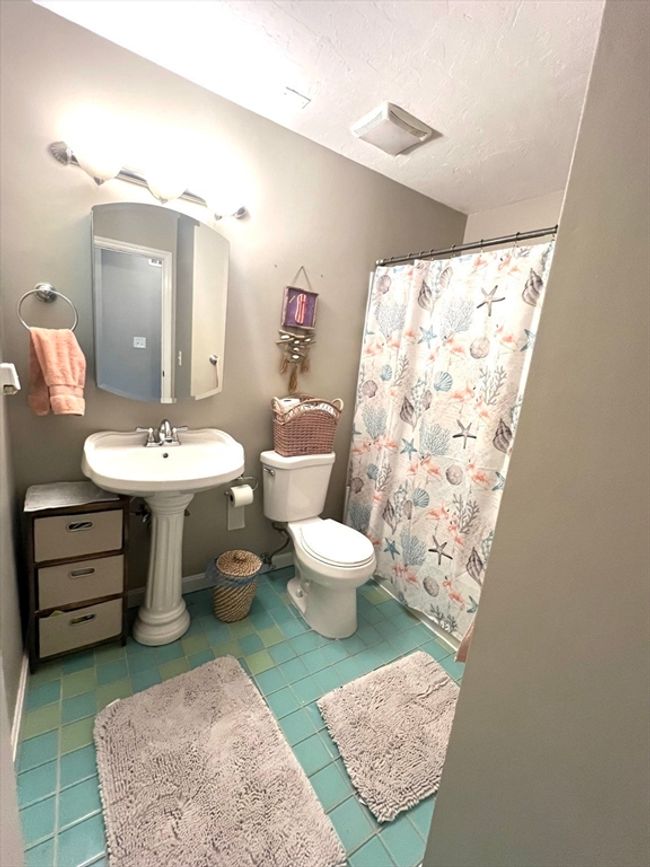 15 - 15 Cobblestone Ln, Condo with 2 bedrooms, 2 bathrooms and 2 parking in Worcester MA | Image 23
