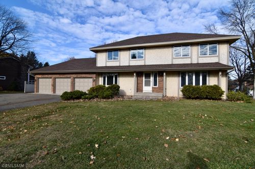 12420 46th Ave N, Plymouth, MN, 55442-2426 | Card Image