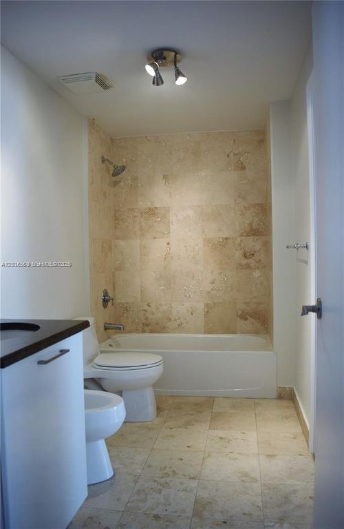 207-3339 Virginia St, Miami, FL, 33133-6028 | Card Image