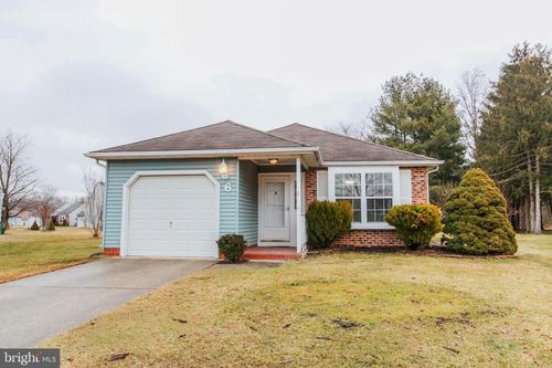 6 Panorama Ct, MOUNT LAUREL, NJ, 08054-3068 | Card Image