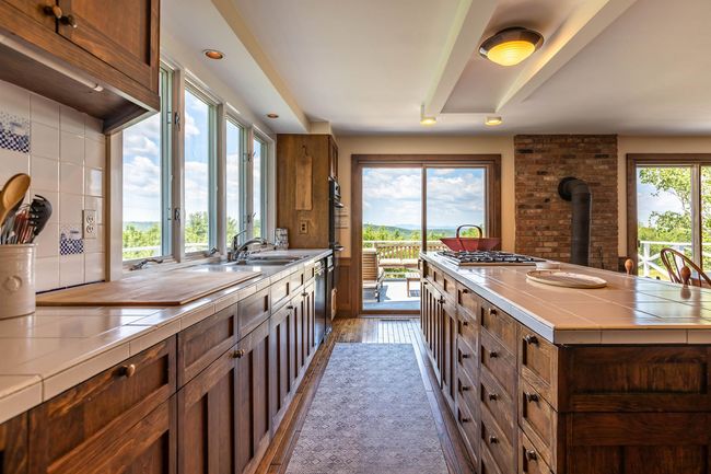 109 Windy Ln, House other with 5 bedrooms, 4 bathrooms and null parking in Pomfret VT | Image 22