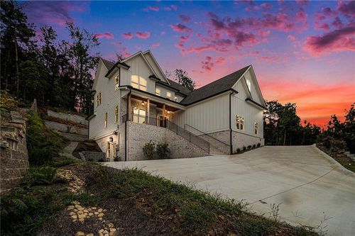 52 Lake Overlook Dr, White, GA, 30184-4813 | Card Image