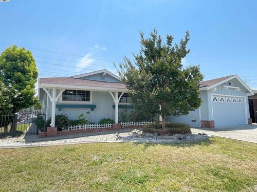 4902 Everglades Park Dr, Fremont, CA, 94538-3923 | Card Image