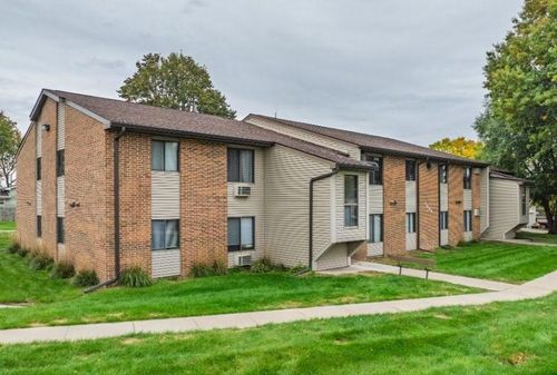 1220 Hardin Drive, Carlisle, IA, 50047 | Card Image