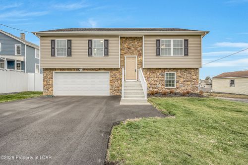 43 Hill St, West Wyoming, PA, 18644 | Card Image