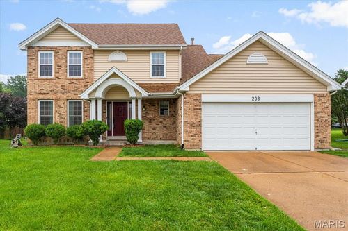 208 Kylewood Ct, Ballwin, MO, 63021-4200 | Card Image