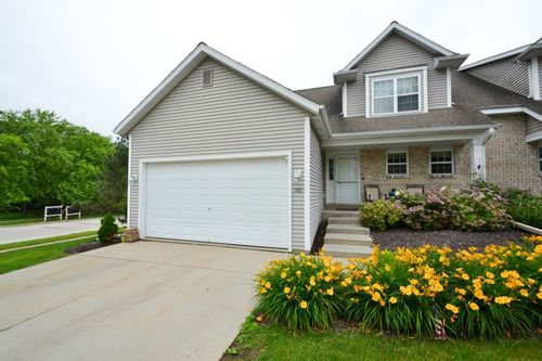 1001 River Place Blvd, Waukesha, WI, 53189-7869 | Card Image