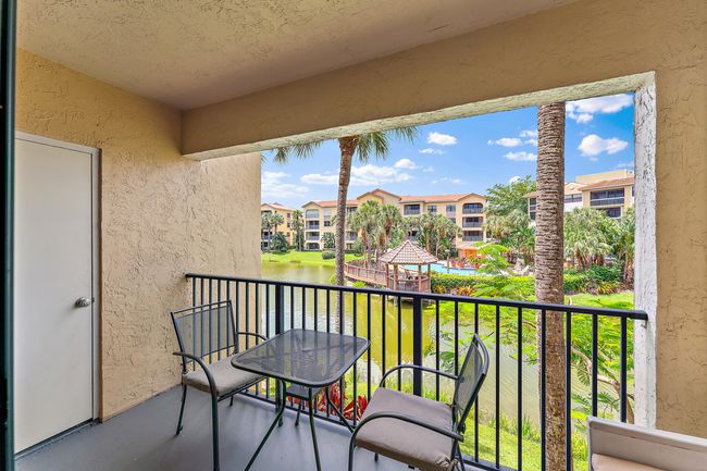 APT-204 - 500 Uno Lago Dr, Condo with 2 bedrooms, 2 bathrooms and null parking in Juno Beach FL | Image 28
