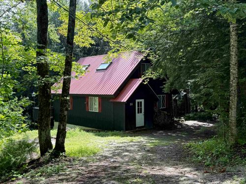 33 Aspen Ln, Winhall, VT, 05340-8837 | Card Image