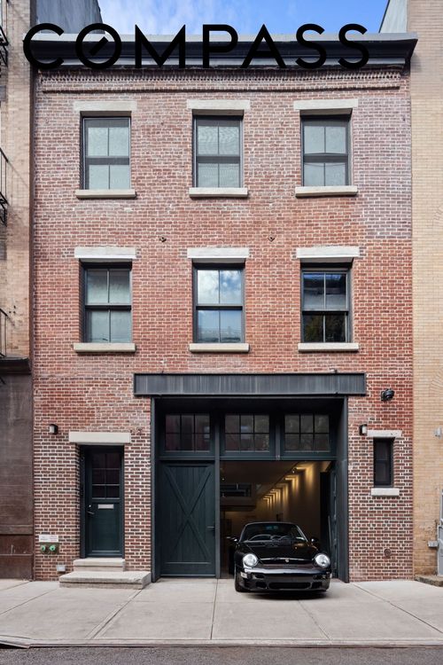 29 Downing St, New York, NY, 10014-4748 | Card Image