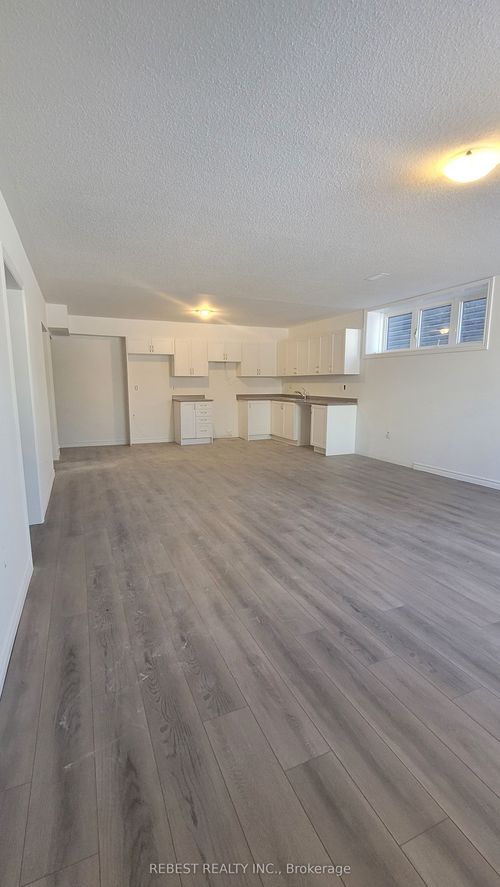 bsmt-93 Berkely St, Wasaga Beach, ON, L9Z0K6 | Card Image