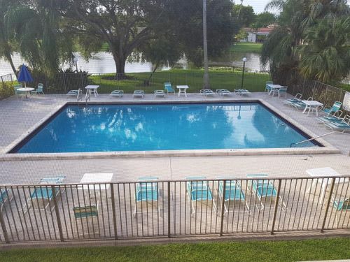 apt-211-2-11453 Nw 39th Ct, Coral Springs, FL, 33065-7290 | Card Image