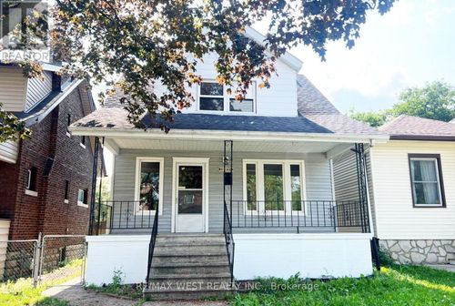 1115 Church St, Windsor, ON, N9A4V5 | Card Image