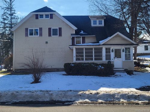 7 Hambletonian Ave, Chester, NY, 10918-1026 | Card Image