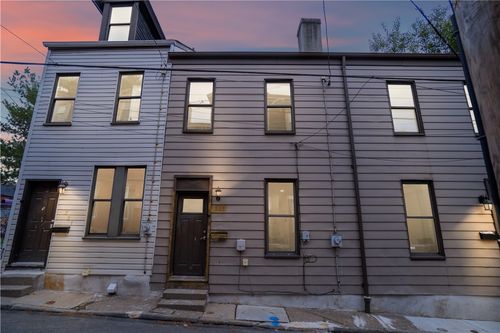 523 Alpine Ave, Pittsburgh, PA, 15212-4026 | Card Image