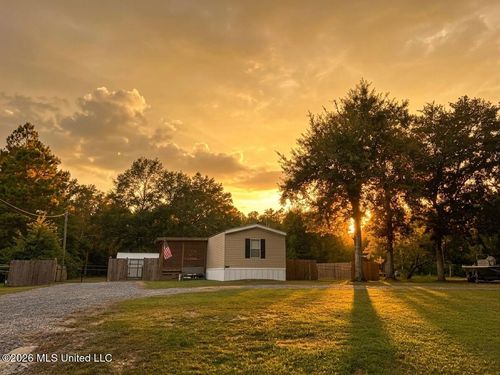 17185 Carnation St, Kiln, MS, 39556-8265 | Card Image