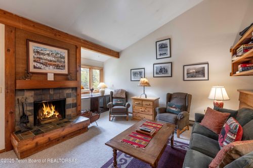 623-3665 Teton Dr, Wilson, WY, 83014-9134 | Card Image