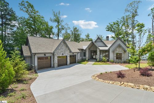 221 Hermitage Dr, Six Mile, SC, 29682-9698 | Card Image