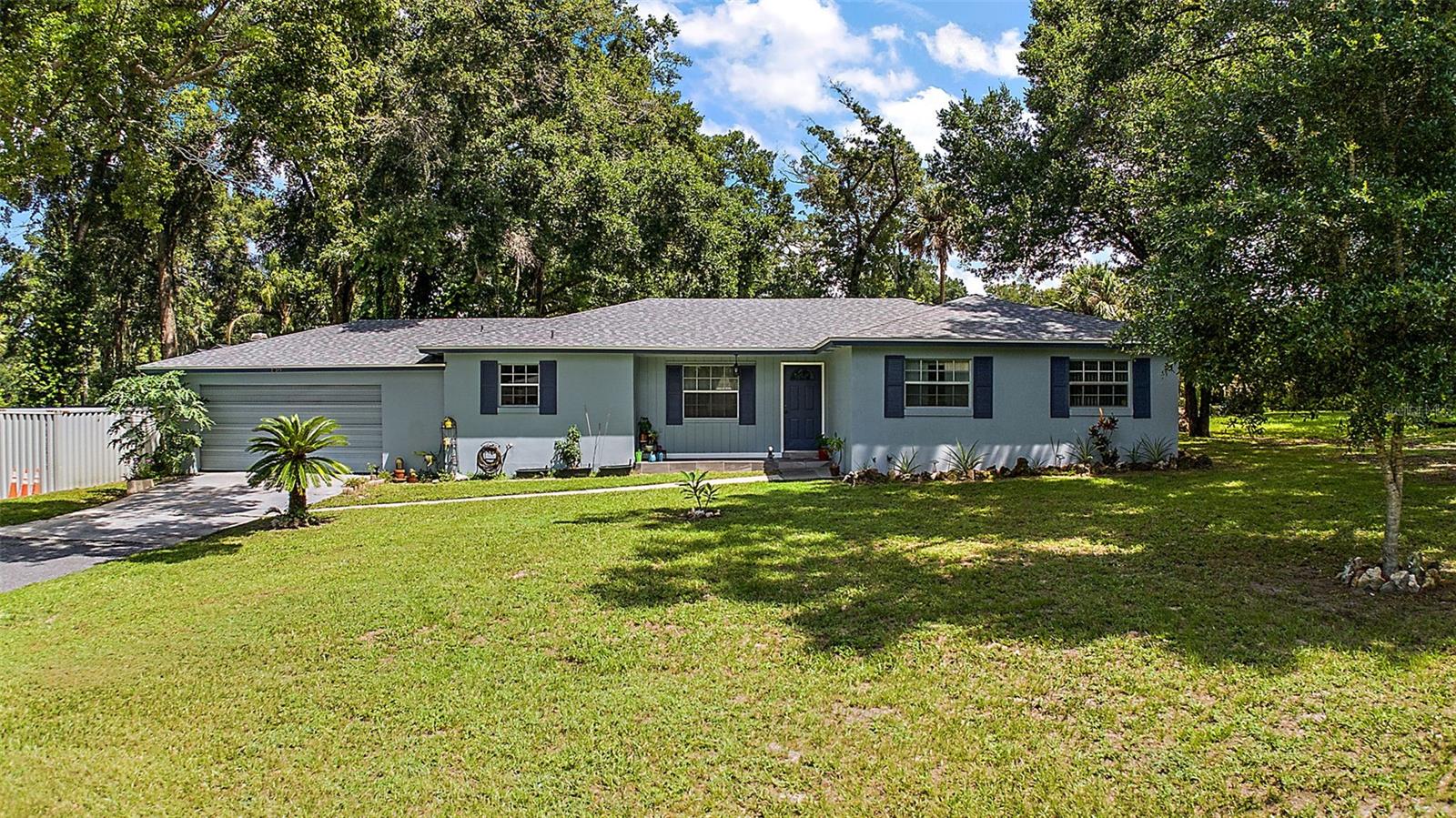 Flossmoor St, Sorrento, FL 32776