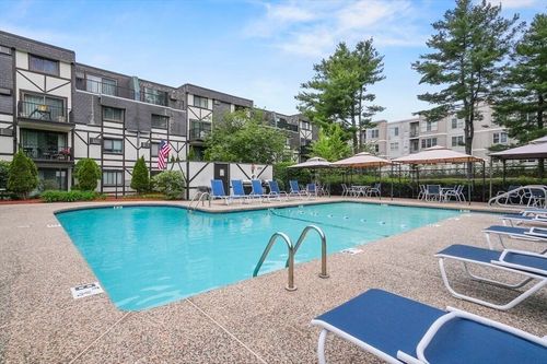 apt-210-9 Broadway, Saugus, MA, 01906-1035 | Card Image