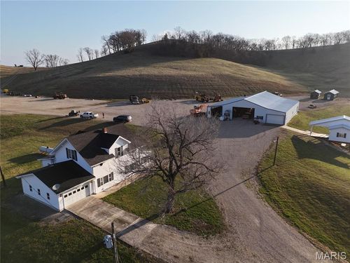 4015 Pike 9140, Louisiana, MO, 63353-3108 | Card Image